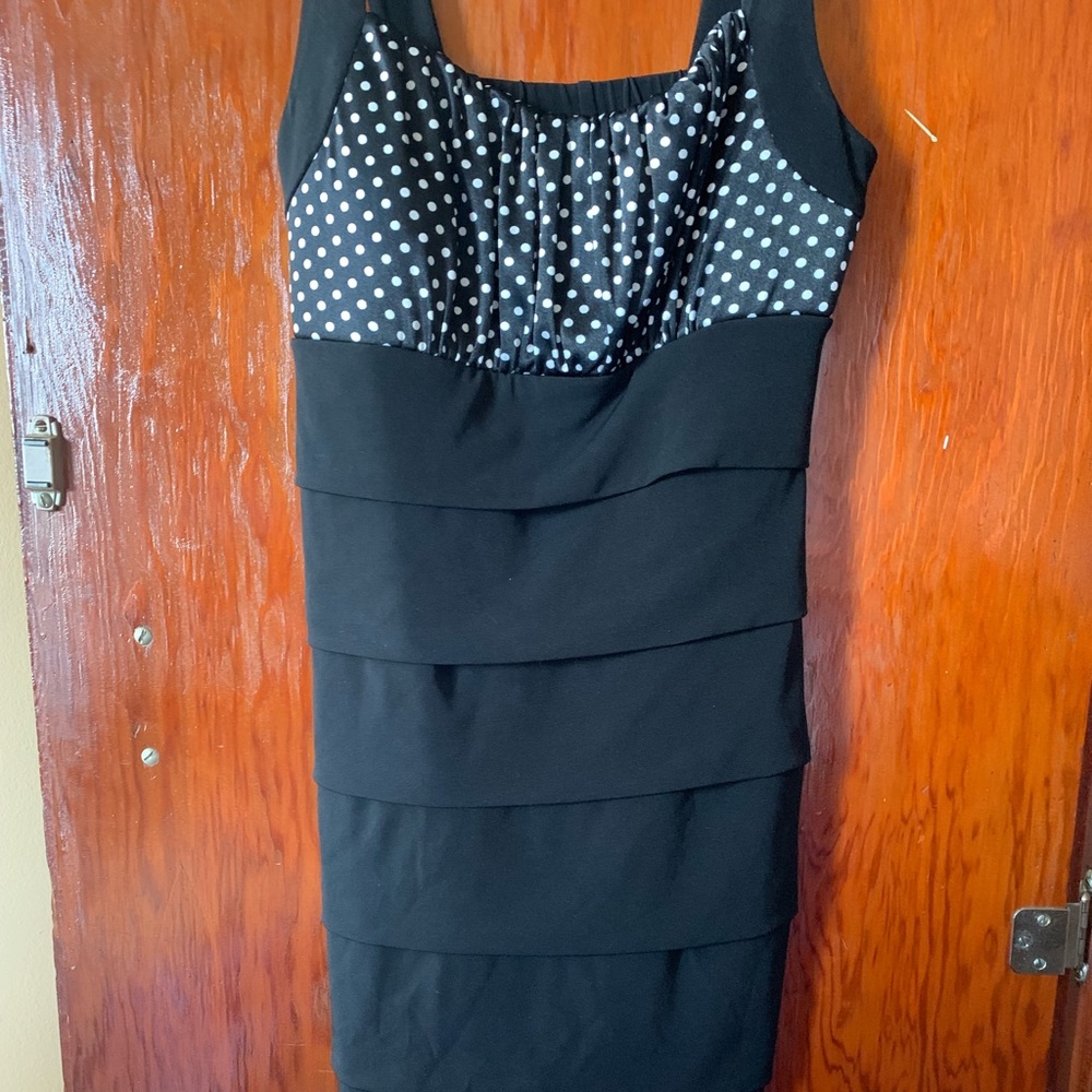 Dresses (4)